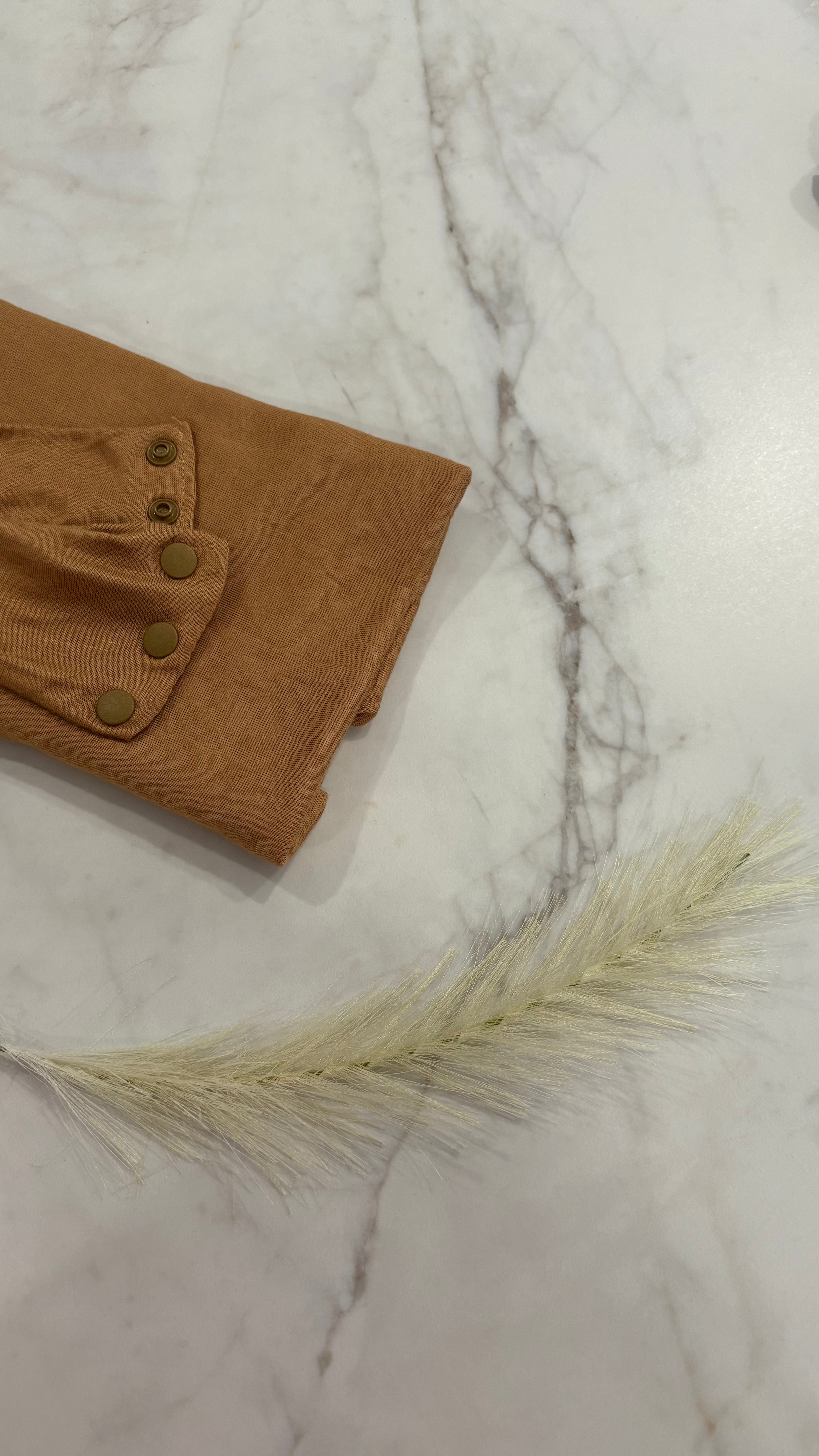 Mini Essentials -Tan